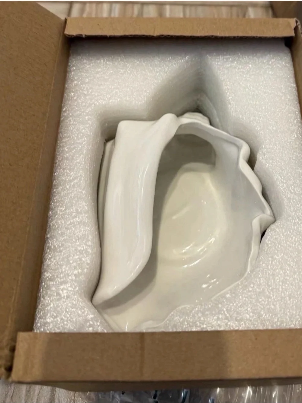 White Ceramic Shell Jewelry Tray